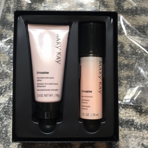 Mary  Kay Microdermabrasion plus set - Picture 3 of 5